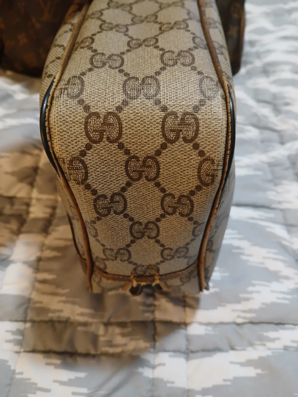 Gucci Tan Brown GG Supreme Canvas  Toiletry Case